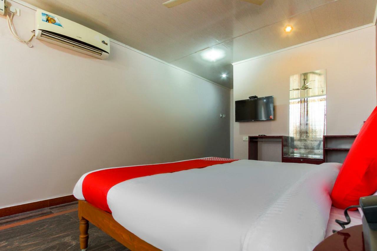 Oyo 45475 Annai Lodge Thanjavur Extérieur photo
